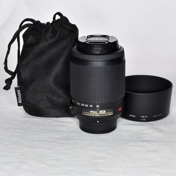 Nikon Other - Nikon AF-S DX Nikkor Zoom Lens 55-200mm f/4-5.6 G ED VR AF w/ Bag & Hood MINT